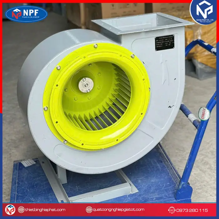 Quạt ly tâm hút khói 3KW CF-11-3.5A 8 Quạt ly tâm 3KW hút khói 3KW CF-11-3.5A độ bền cao