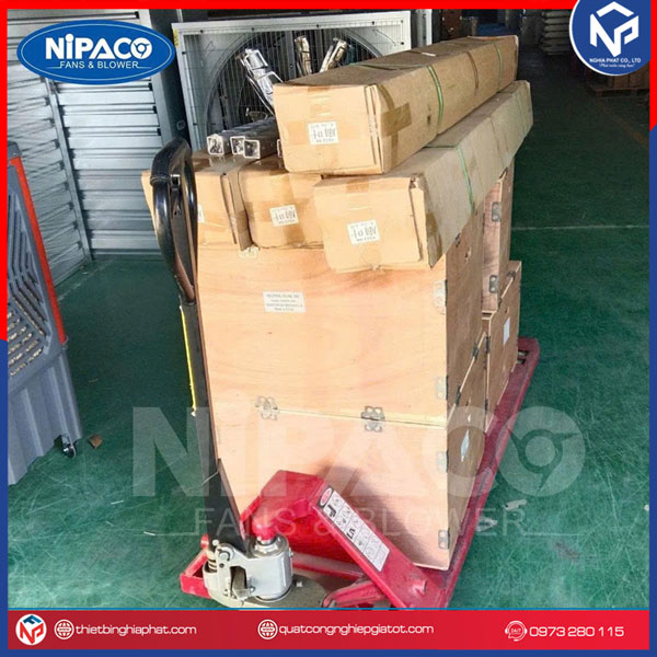 Quạt trần công nghiệp - cánh dài 3.5M động cơ DC 9 Quạt trần công nghiệp động cơ DC
